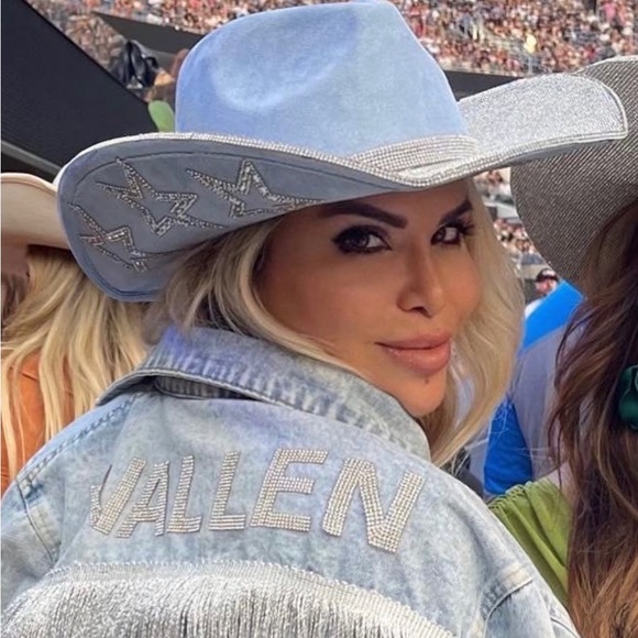 Pink Rhinestone cowboy hat - Picture 6 of 7